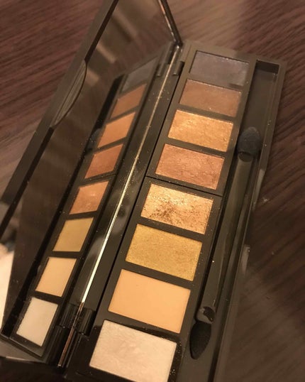 グラマラスリッチ アイパレット (クリスマスコフレ 2018)/Visée/メイクアップキットを使ったクチコミ(2枚目)