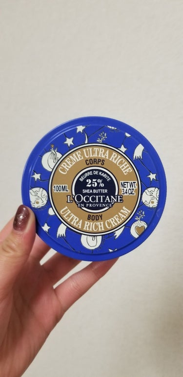 ☆L'OCCITANE ultra rich cream ☆

私が持っているのはコラボデザインの物です。日本語ではボディクリームと記載がありましたが、全身に使うとあっという間に無くなりそうだったため、