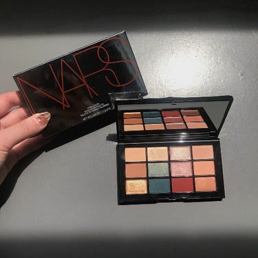 クールクラッシュ アイシャドーパレット/NARS/パウダーアイシャドウを使ったクチコミ（2枚目）