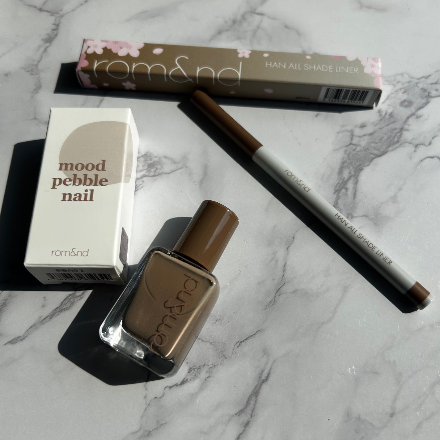 ムードペブルネイル/rom&nd/マニキュアを使ったクチコミ(1枚目)