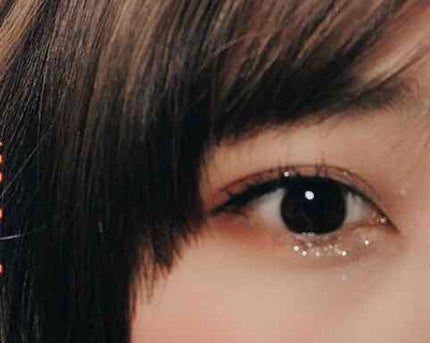 ダズルシャドウ リキッド/M・A・C/リキッドアイシャドウを使ったクチコミ(4枚目)