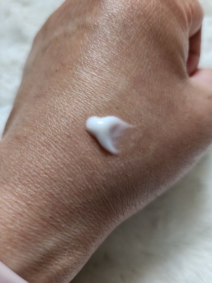 パフュームヘアエッセンス/JUL7ME/ヘアトリートメントを使ったクチコミ(2枚目)