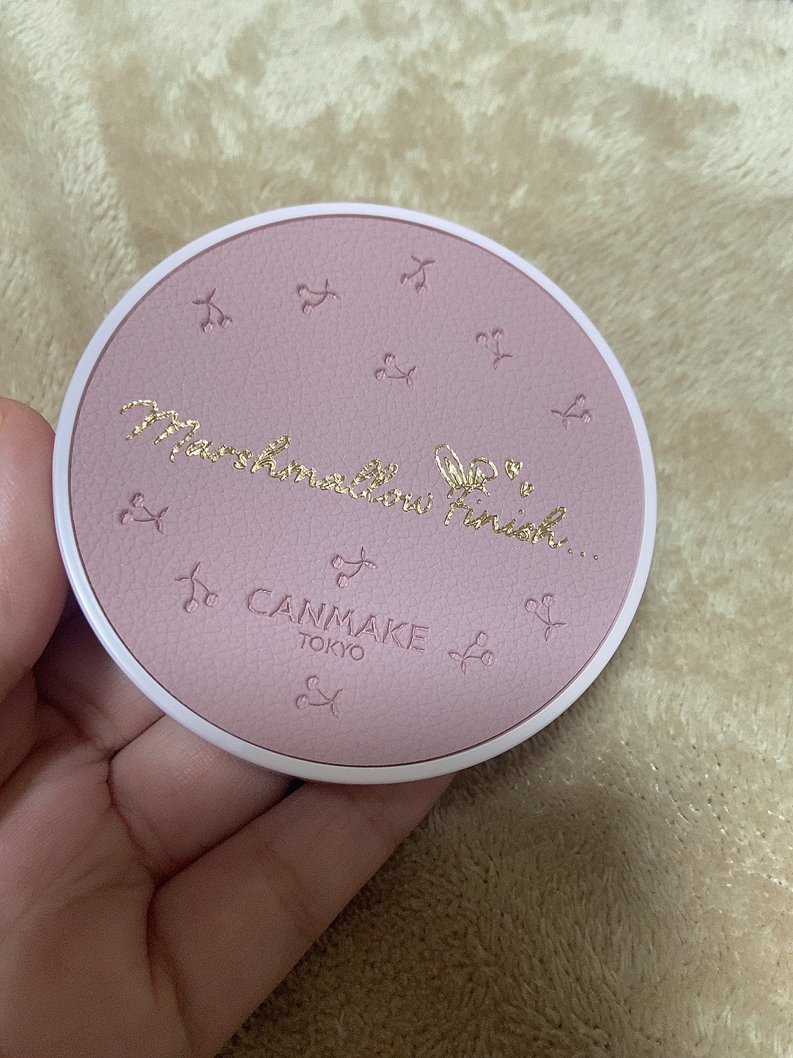 マシュマロフィニッシュパウダー MI マットアイボリーオークル（限定パッケージ）/キャンメイク/プレストパウダーを使ったクチコミ（3枚目）