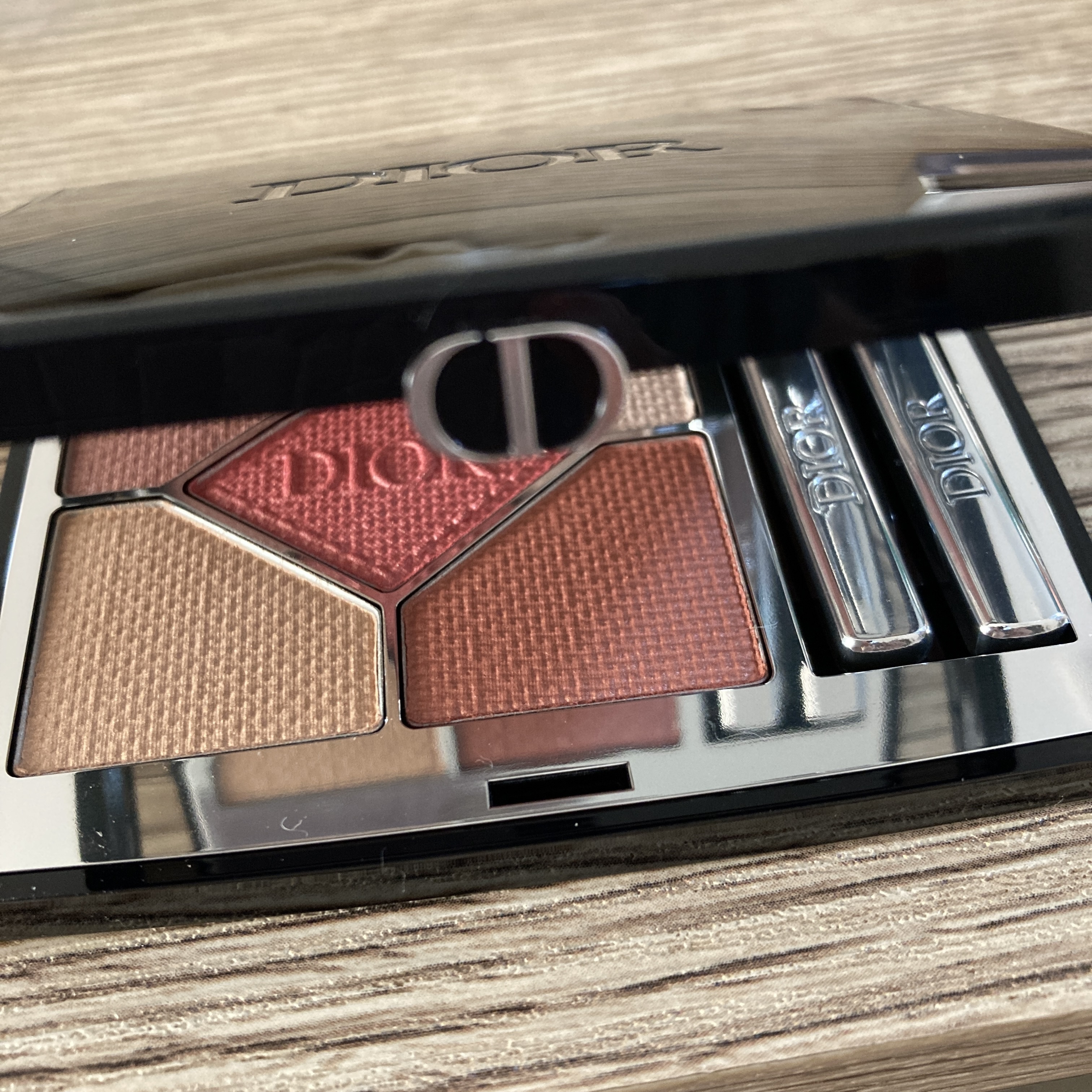 ラ コレクシオン プリヴェ クリスチャン ディオール グリ  ディオール オードゥ パルファン/Dior/香水(レディース)を使ったクチコミ（3枚目）