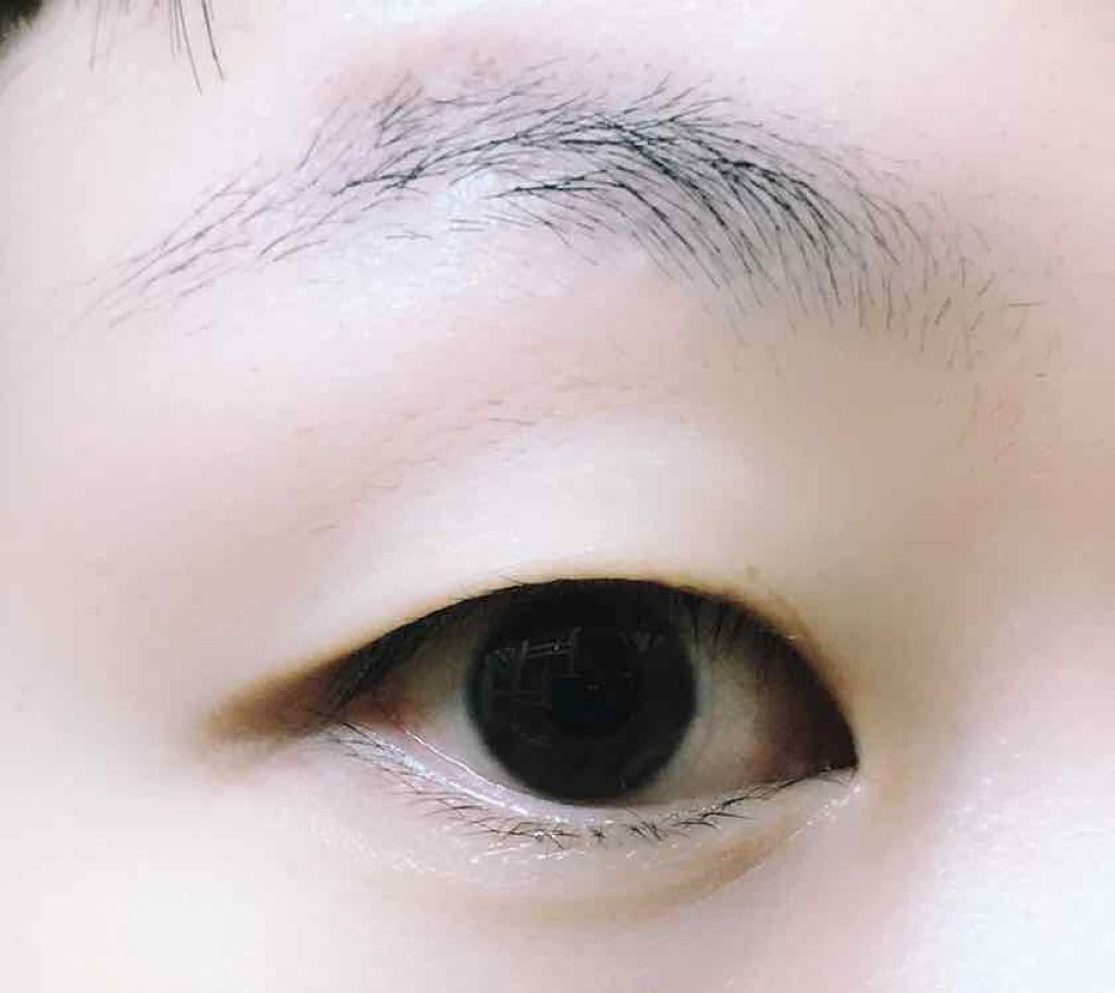 一重で生きるもん👁 on LIPS 「こんにちは。私は重たくて浮腫みやすい一重まぶたなんですけど色ん..」(2枚目)