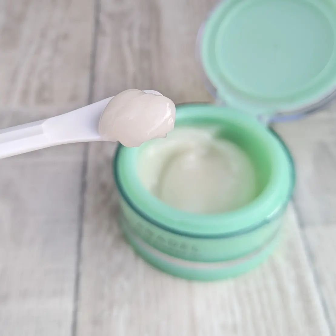 プレミアバリアフィックス /CANADEL/オールインワン化粧品を使ったクチコミ（2枚目）