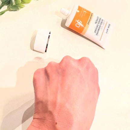 サンスクリーン+モイスト(色付き)<日焼け止め>/DR.WU/日焼け止めローションを使ったクチコミ(5枚目)