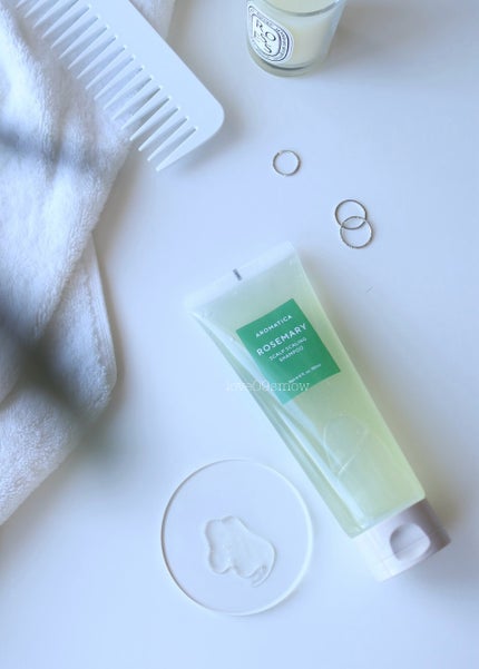 ローズマリー スカルプ スクラブ/AROMATICA/ヘッドスクラブを使ったクチコミ(4枚目)