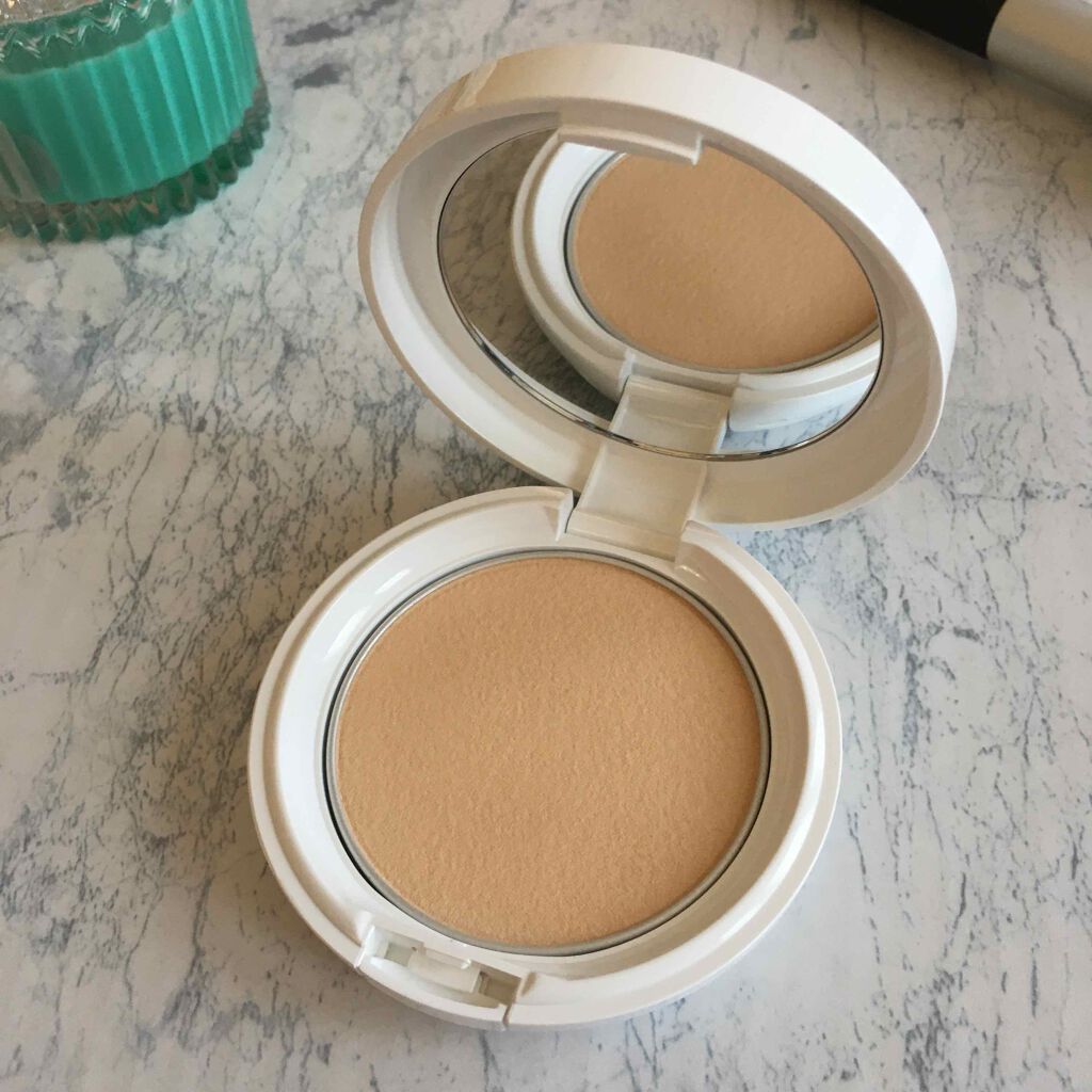 プレミアムパクト/グレイシィ/パウダーファンデーションを使ったクチコミ（2枚目）