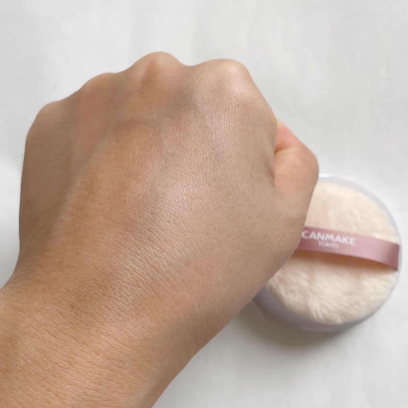シルキールースモイストパウダー/キャンメイク/ルースパウダーを使ったクチコミ(7枚目)