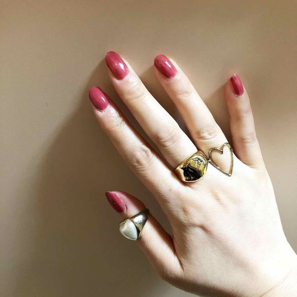 カラフルネイルズ N35 アーバンルージュ/キャンメイク/マニキュアを使ったクチコミ（1枚目）