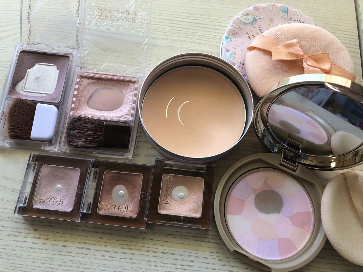 エアリータッチパウダー 02 ライトパールベージュ/クラブ/プレストパウダーを使ったクチコミ（1枚目）