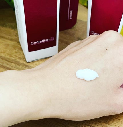 ザマデカクリーム/センテリアン24/フェイスクリームを使ったクチコミ(2枚目)