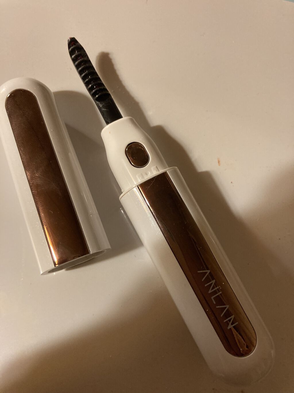 ANLAN ホットまつげカーラーのクチコミ「こんばんは、三毛猫です。

三毛猫の職場にはマツエクしてるスタッフがいます。目力違うなーとは思.....」（1枚目）