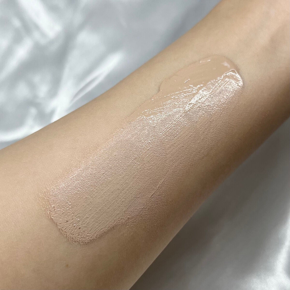 UHDファンデーション342(ピンクベージュ)/COSCOS/リキッドファンデーションを使ったクチコミ(4枚目)