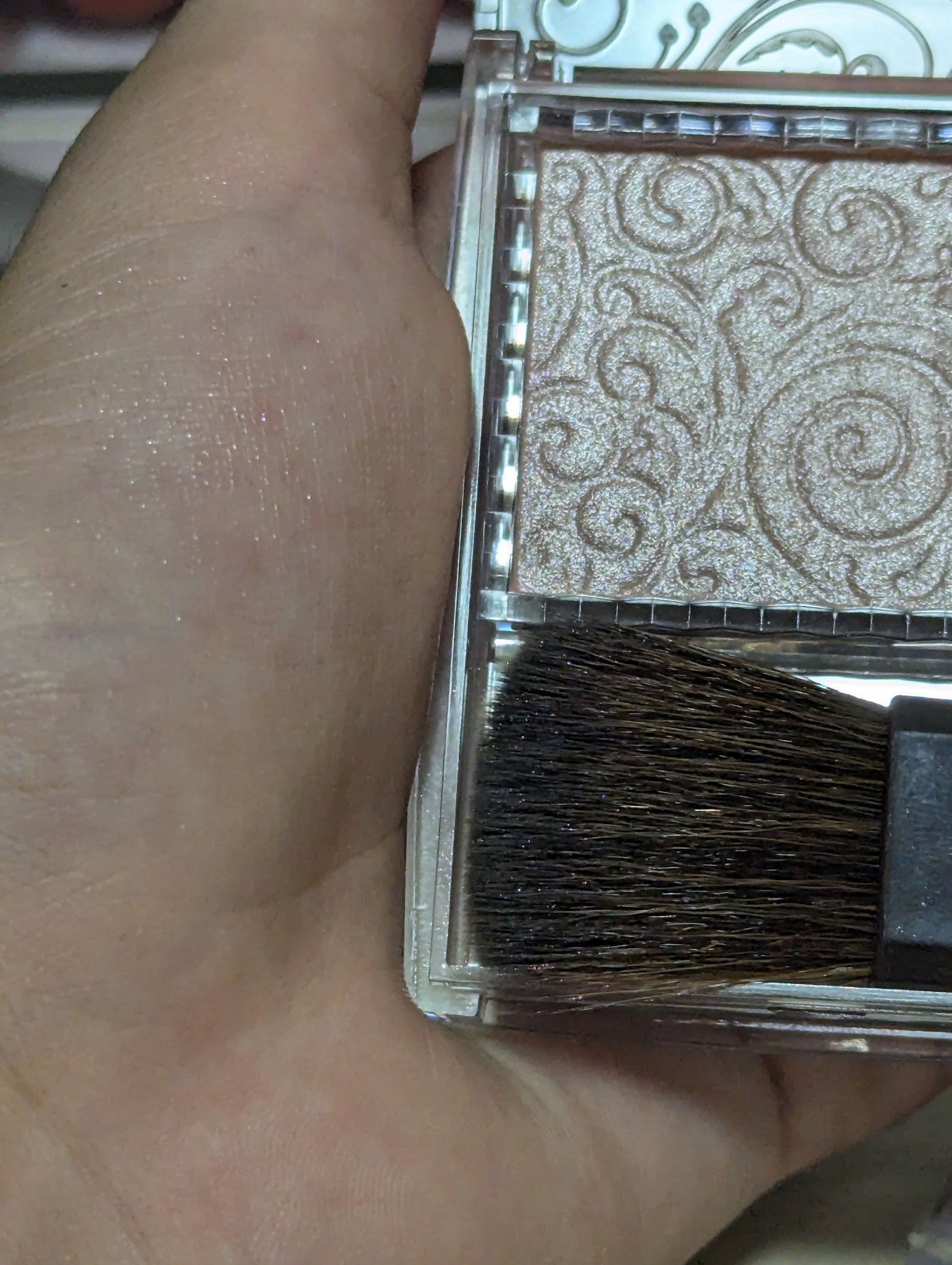 パールグロウハイライト/CEZANNE/パウダーハイライトを使ったクチコミ（3枚目）