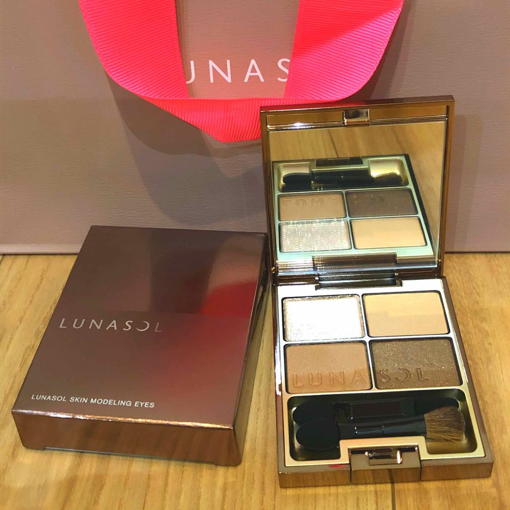 スキンモデリングアイズ/LUNASOL/アイシャドウパレットを使ったクチコミ(1枚目)