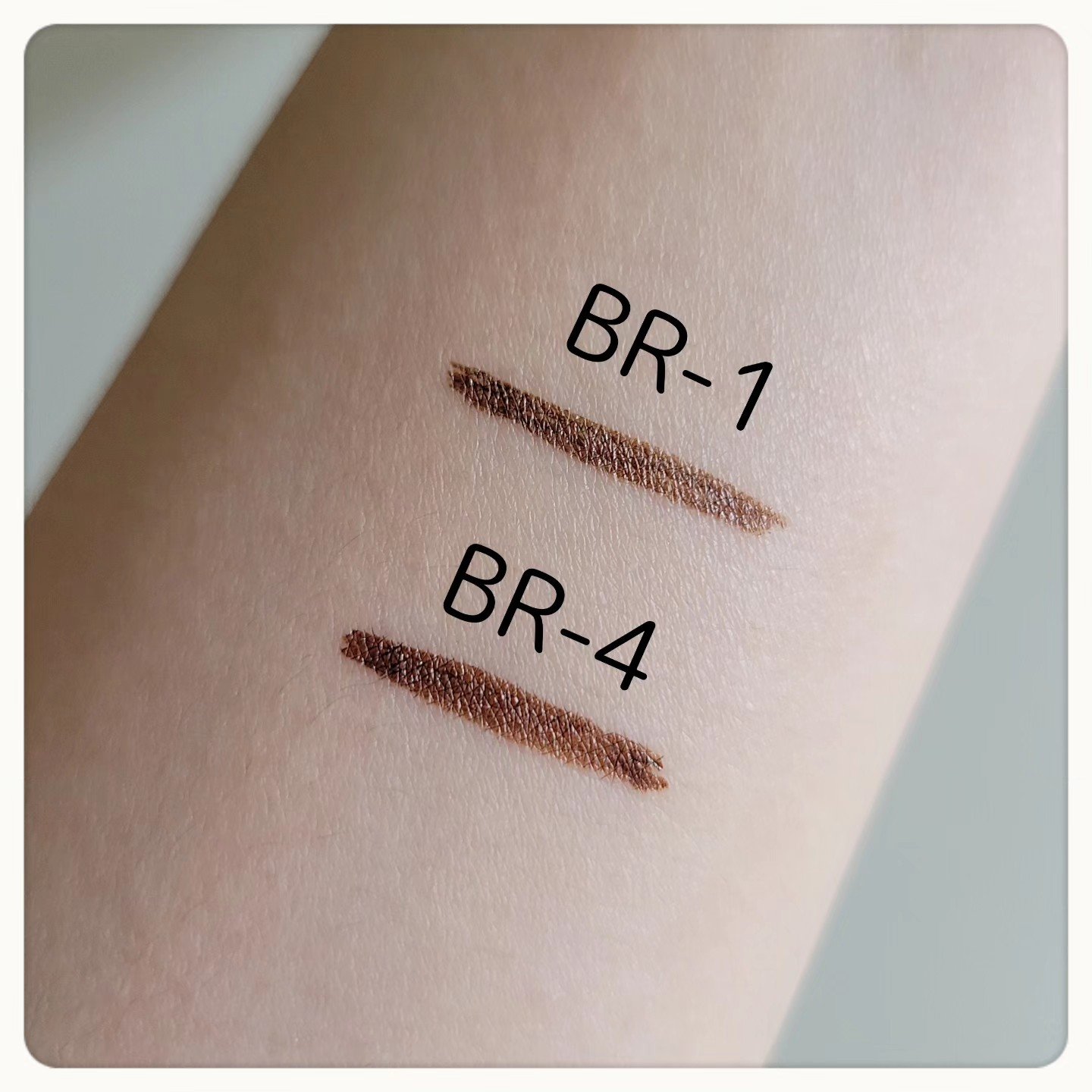 ウルトラカラー アイライナー/MAYBELLINE NEW YORK/リキッドアイライナーを使ったクチコミ（2枚目）