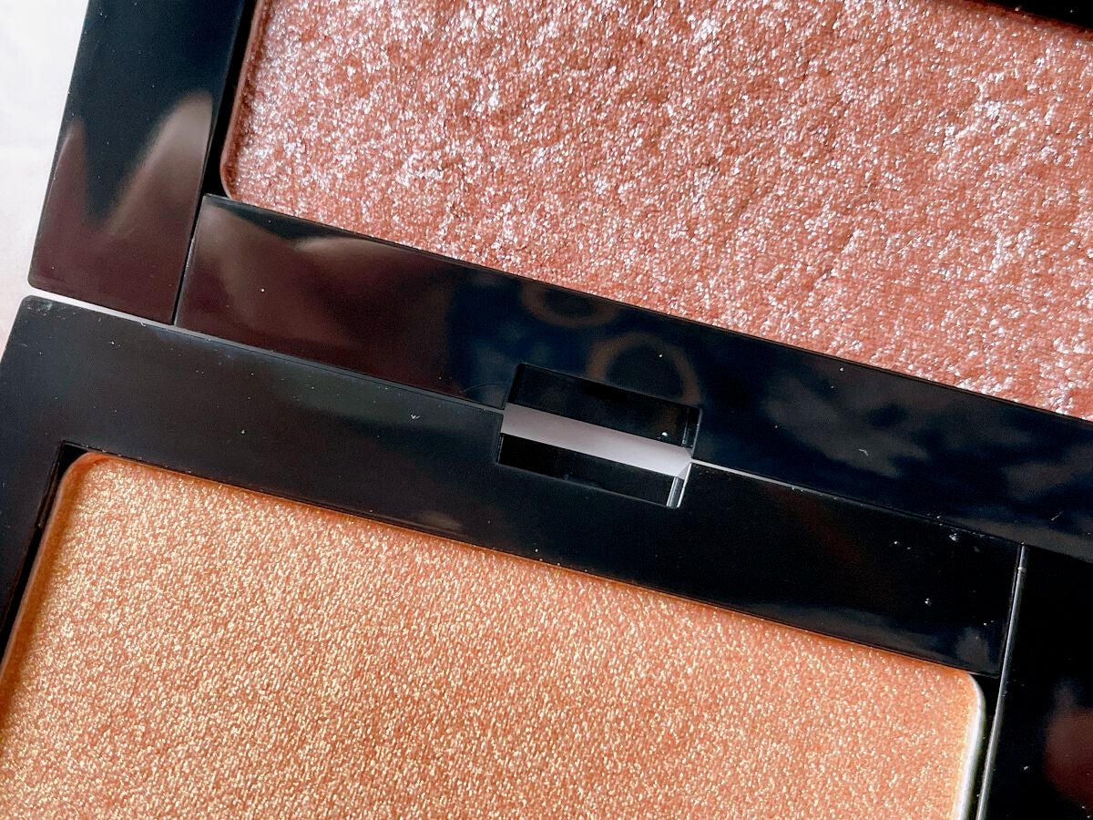 ムーン クライシス ハイライター/shu uemura/パウダーハイライトを使ったクチコミ(4枚目)