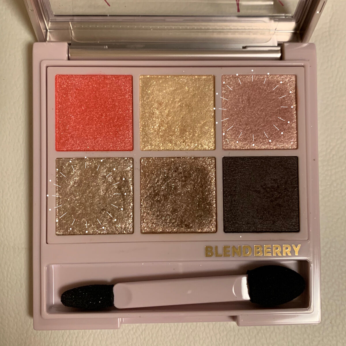 ゲットルーズグリッタージェル/unleashia/グリッターを使ったクチコミ（2枚目）