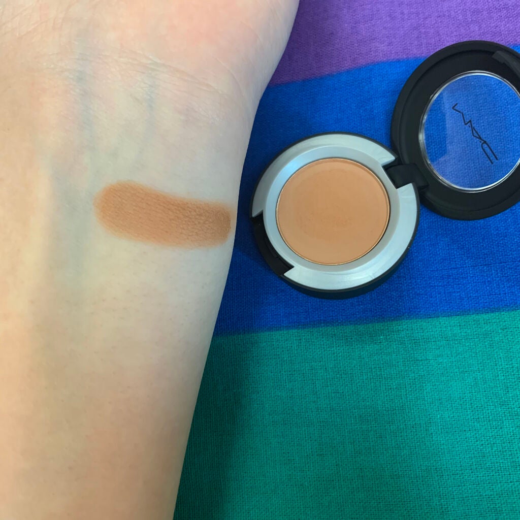 パウダー キス アイシャドウ/M・A・C/単色アイシャドウを使ったクチコミ(3枚目)