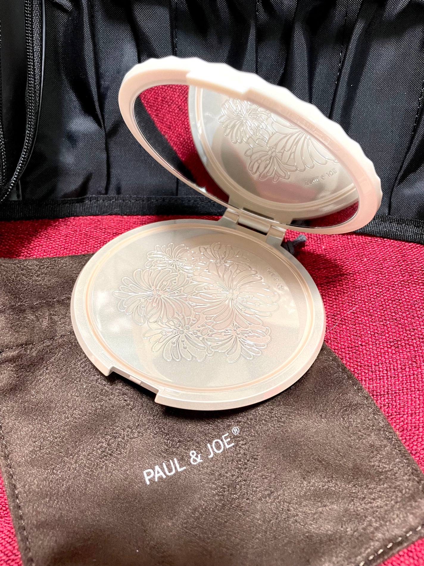 ビューティ ミラー/PAUL & JOE BEAUTE/その他化粧小物を使ったクチコミ(2枚目)