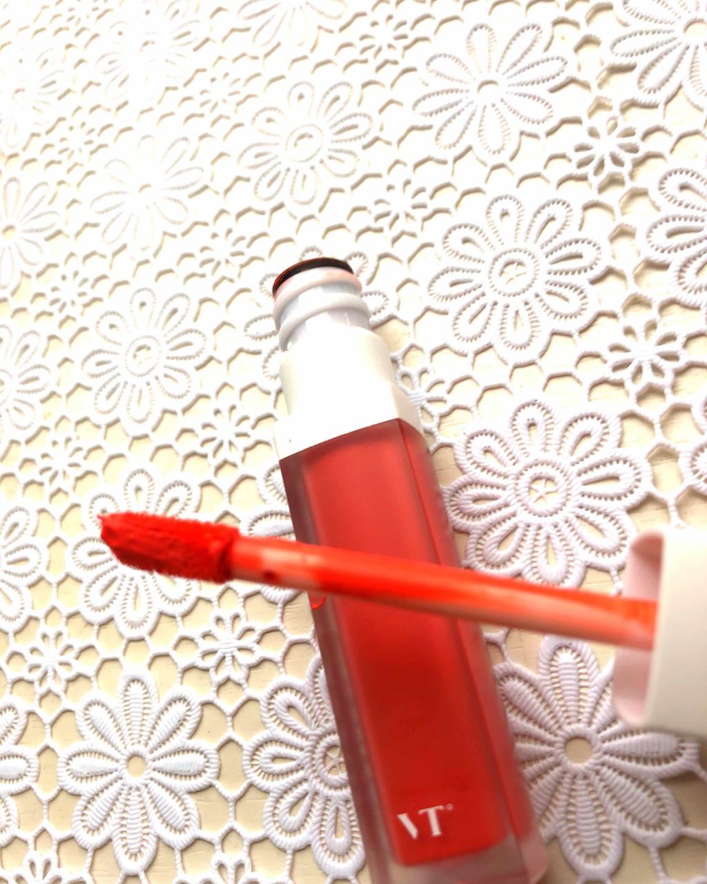 ベルベットリップラッカー/VT/リップグロスを使ったクチコミ（2枚目）