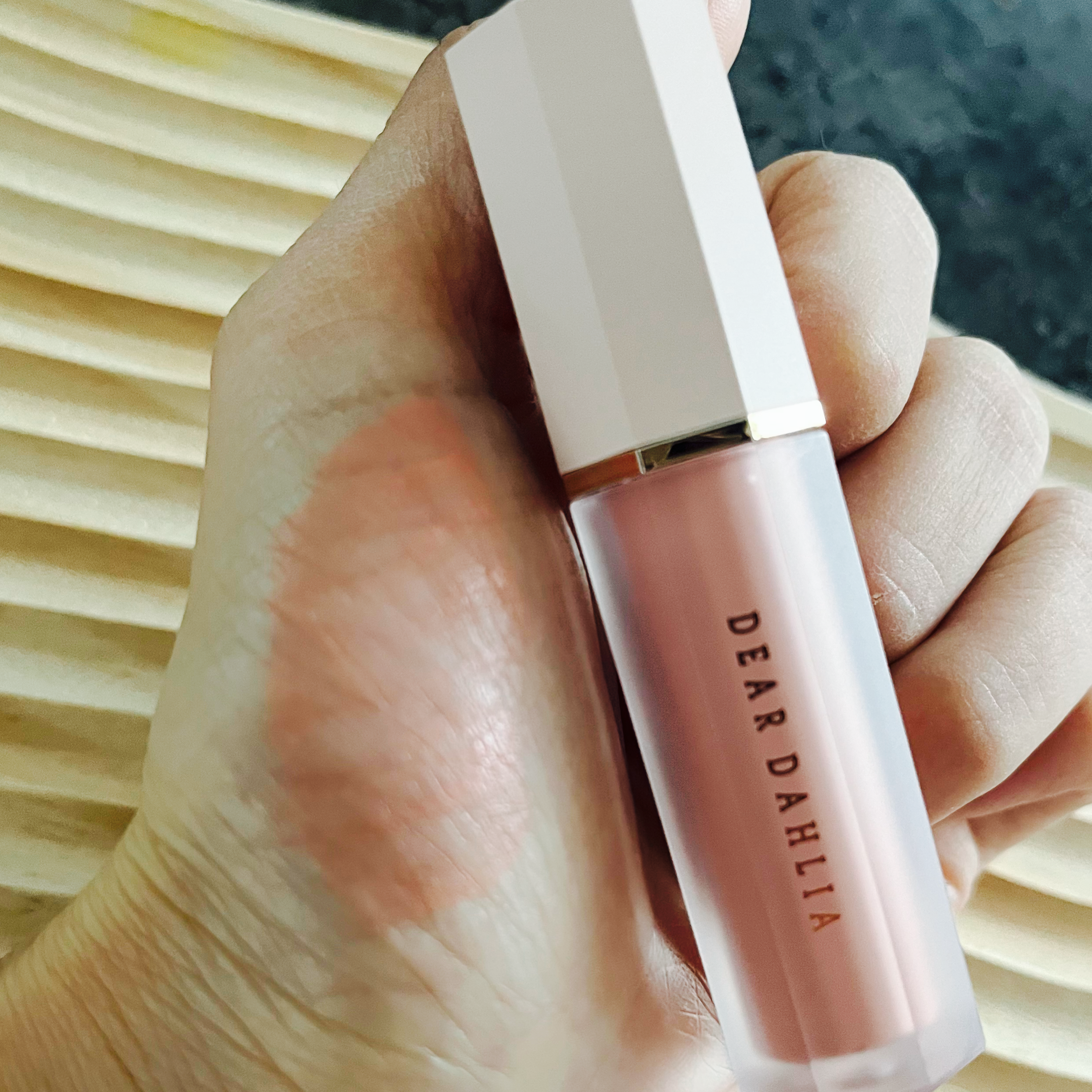 ペタルドロップリキッドブラッシャー/DEAR DAHLIA/リキッドチークを使ったクチコミ（3枚目）