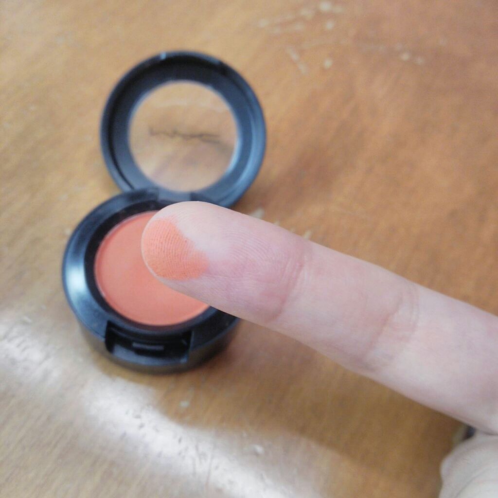 スモール アイシャドウ/M・A・C/単色アイシャドウを使ったクチコミ（3枚目）