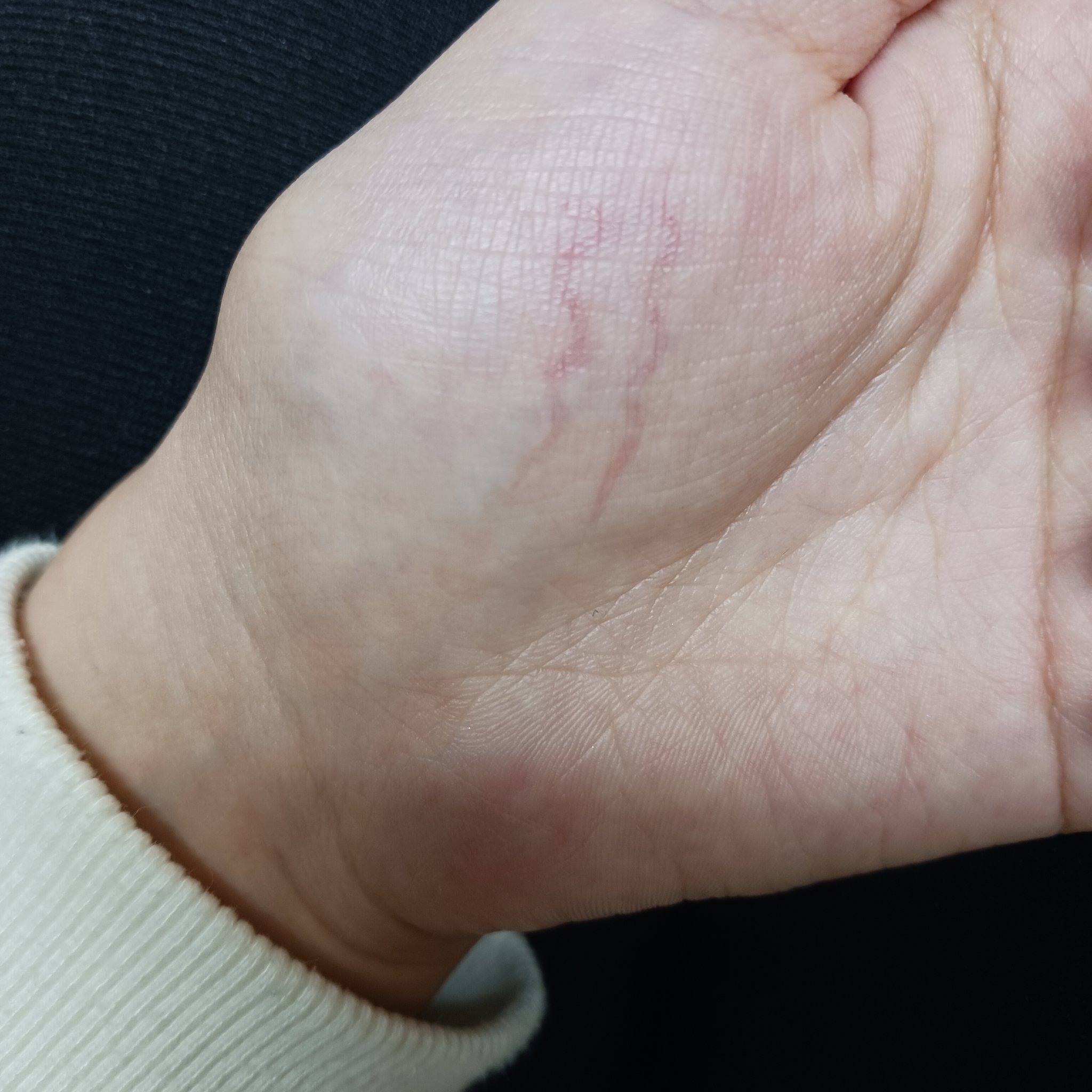 描くふたえアイライナー/CEZANNE/リキッドアイライナーを使ったクチコミ（2枚目）