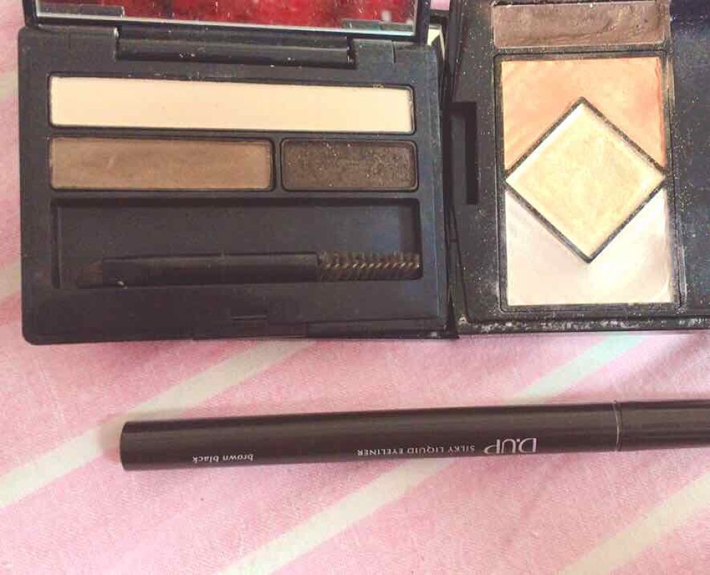 マキアージュ クリーンコントラストアイズ