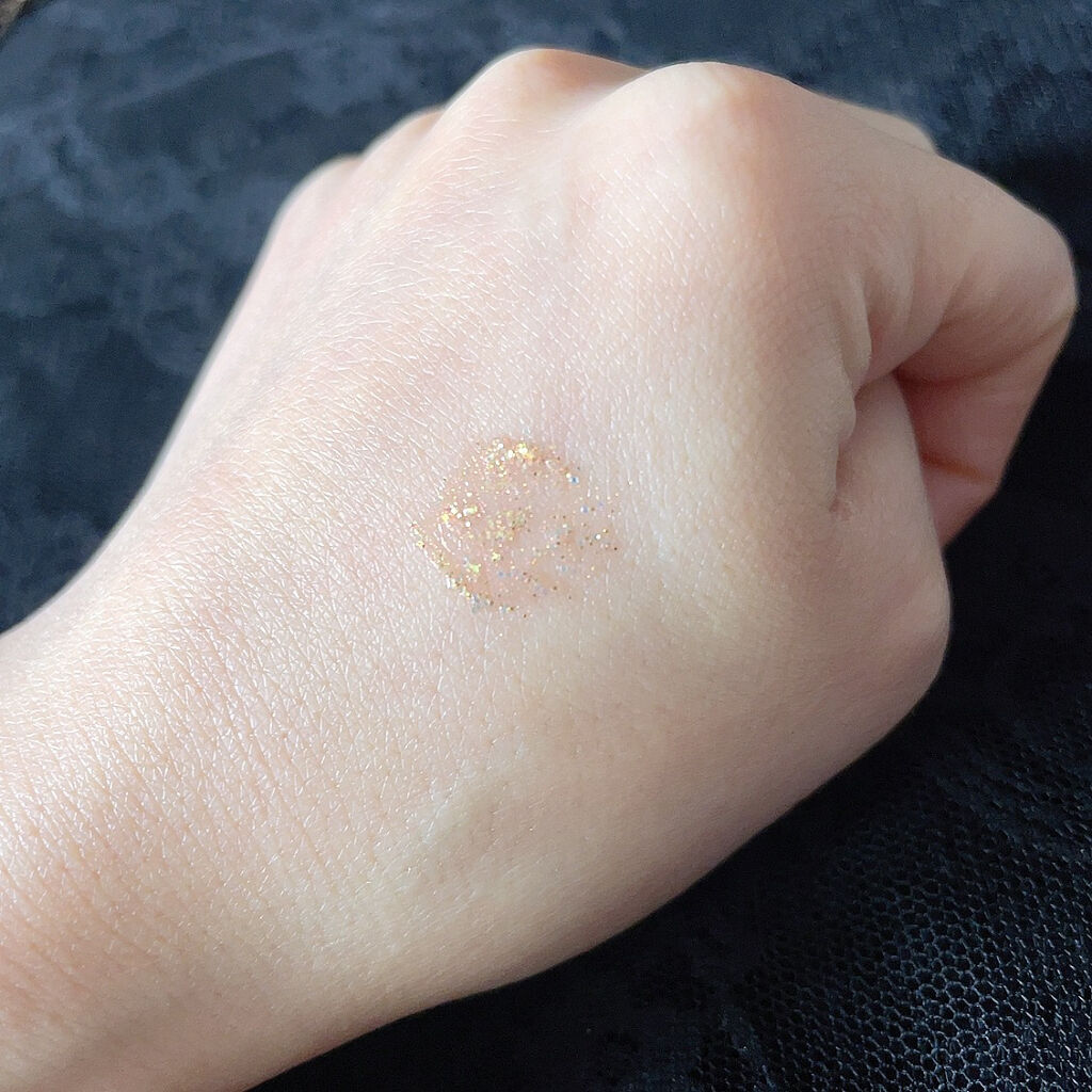 グリッターイルミネーションライナー/CipiCipi/リキッドアイライナーを使ったクチコミ（3枚目）