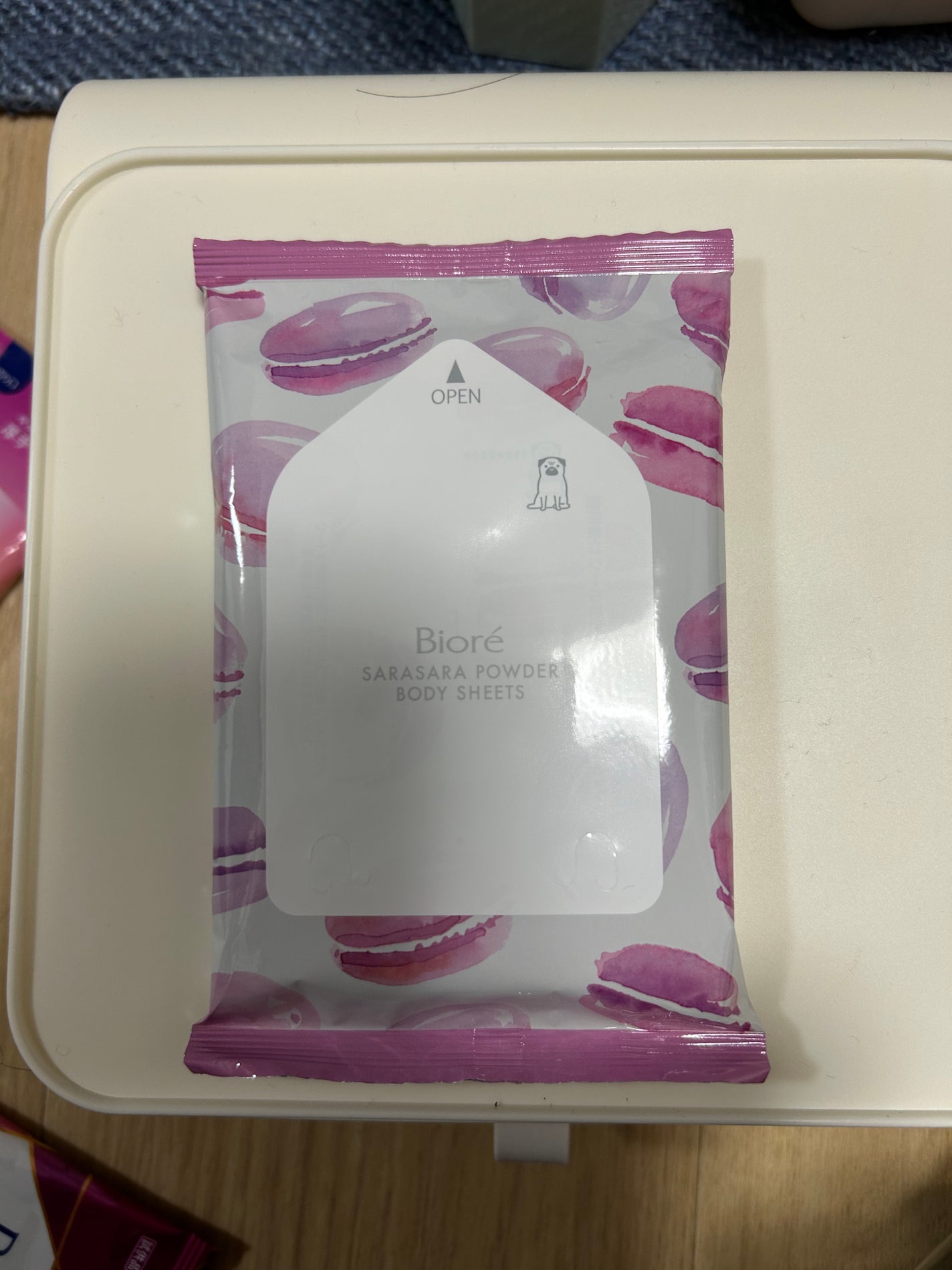 さらさらパウダーシート さわやかせっけんの香り/ビオレ/ボディシートを使ったクチコミ(3枚目)