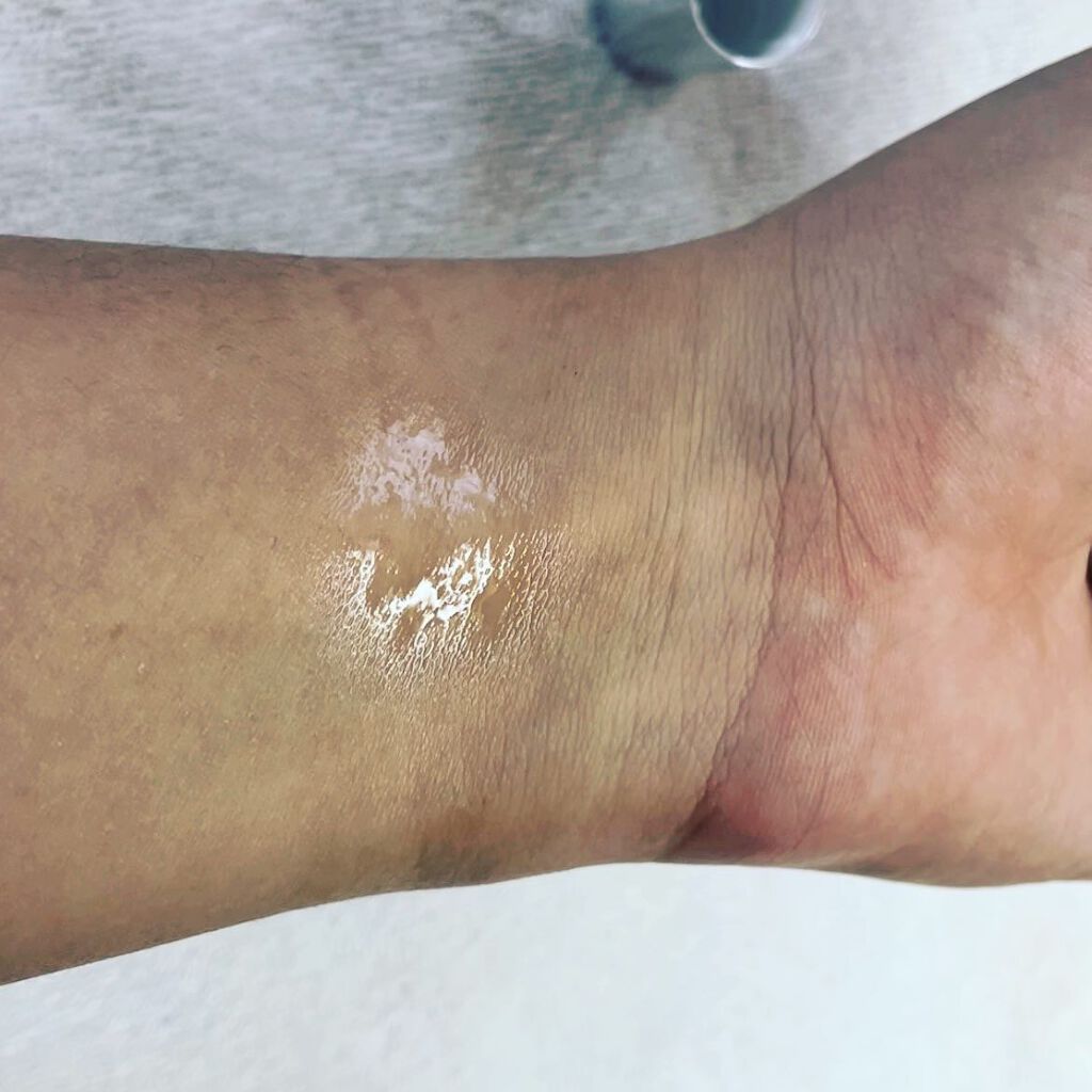 ライジングウェーブ フリー ライトブルー オードトワレ MINI/ライジングウェーブ/香水(レディース)を使ったクチコミ(4枚目)