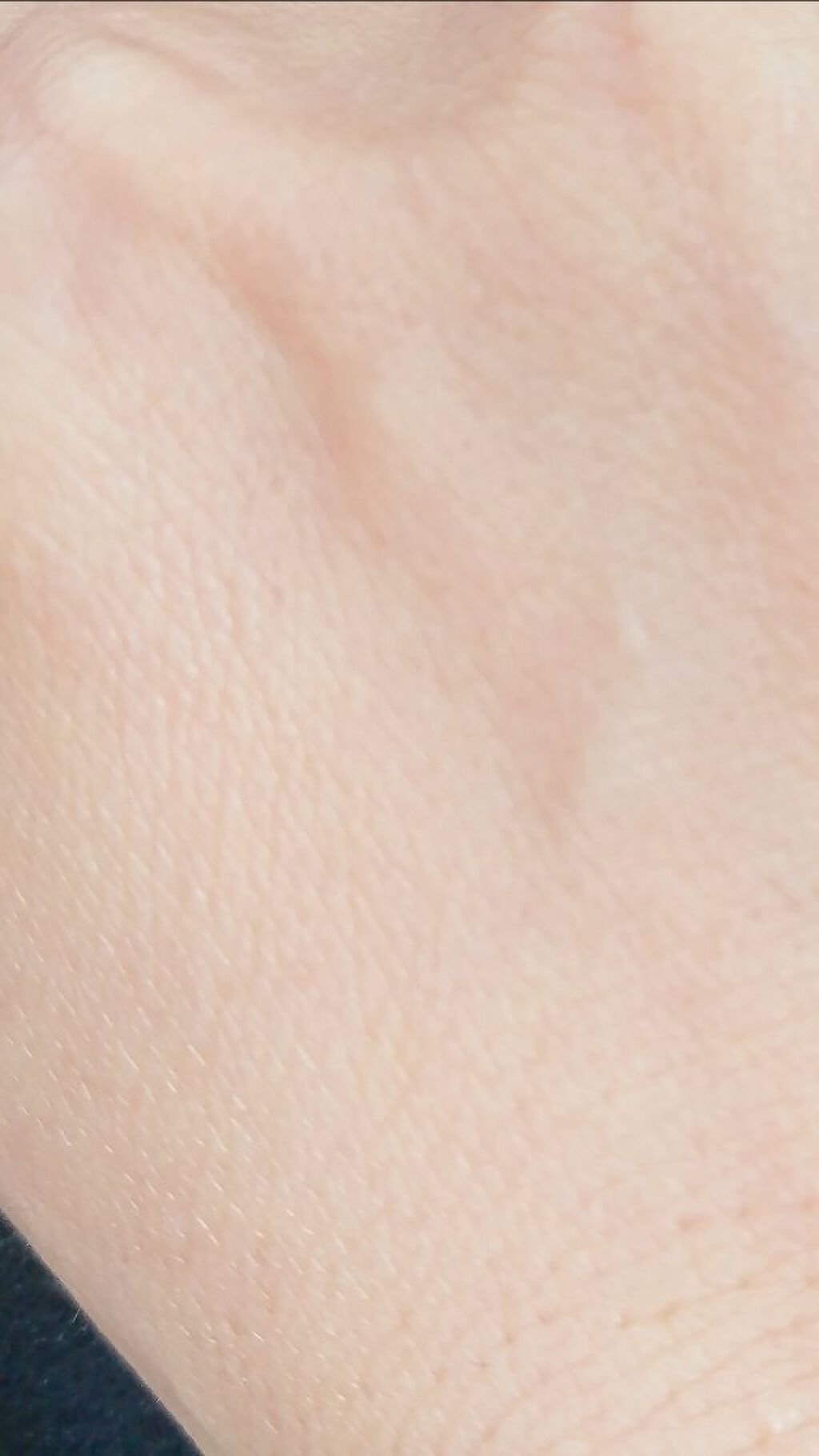 ❥ ❥ ❥ ru-ru-❥ ❥ ❥ on LIPS 「🤲バックハンドテスト🤲一旦、両手とも何もケアせずに同じ状態にし..」(4枚目)