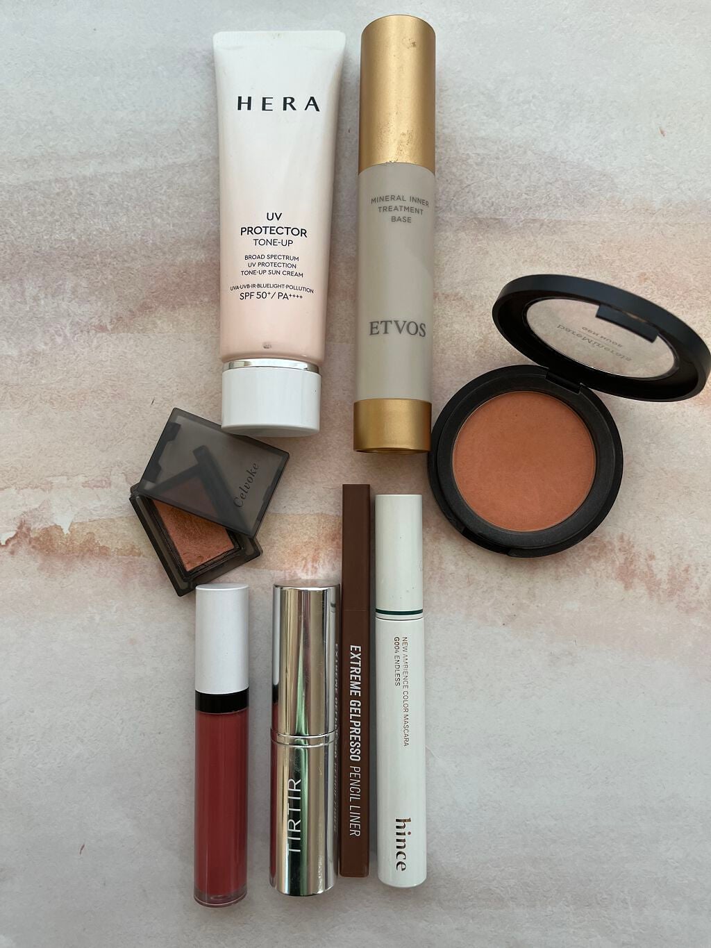 セルヴォーク ヴォランタリー アイズ/Celvoke/単色アイシャドウを使ったクチコミ(1枚目)