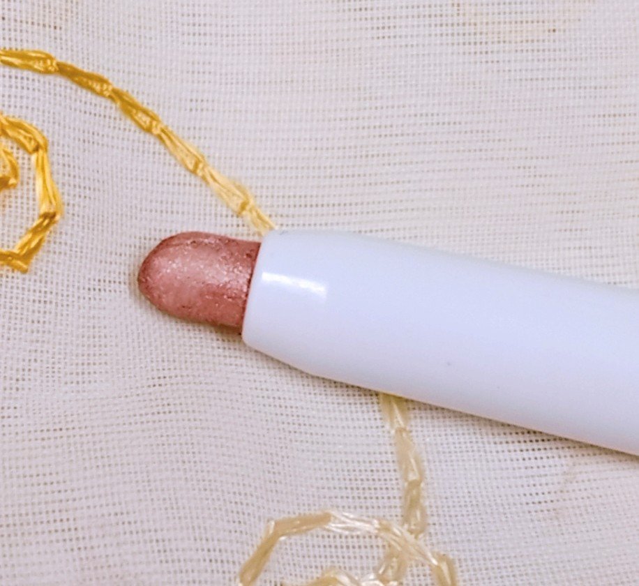 アイムスティックシャドウシマー 003 ピンクチャーム/i’m meme/スティックアイシャドウを使ったクチコミ（3枚目）