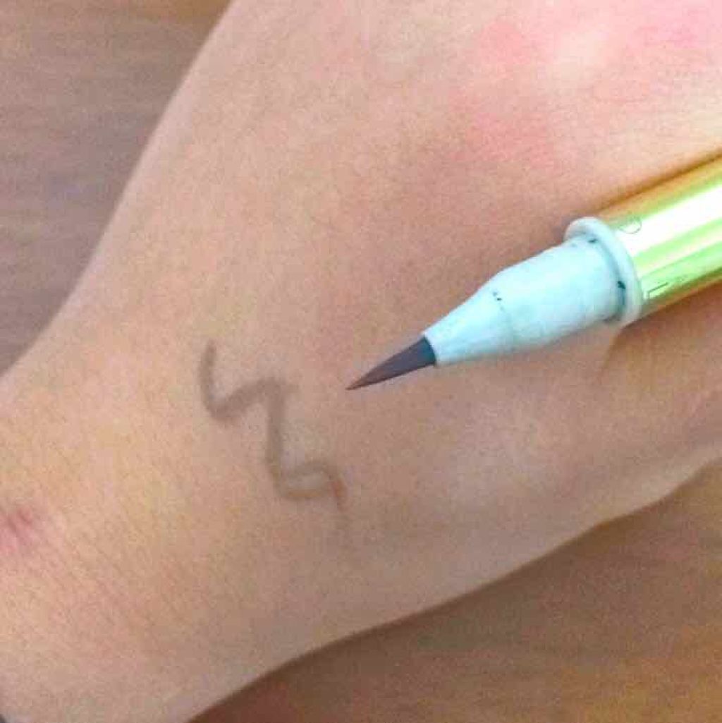 ロングラスティングアイブロウ/excel/リキッドアイブロウを使ったクチコミ(2枚目)