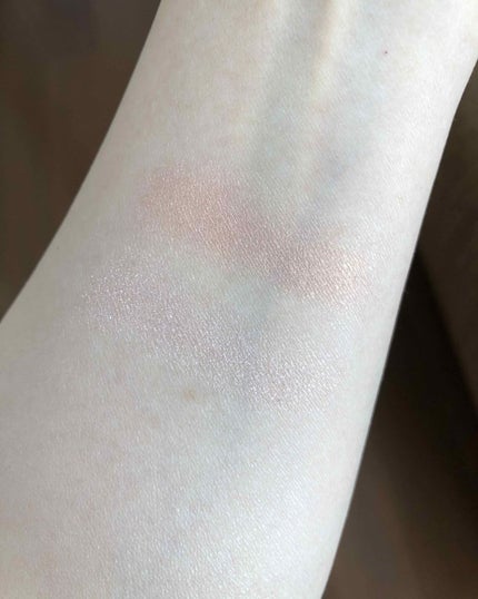 ディオールスキン ミネラル ヌード ルミナイザー パウダー<グロウ バイブス> 002 コーラル バイブス/Dior/プレストパウダーを使ったクチコミ(3枚目)