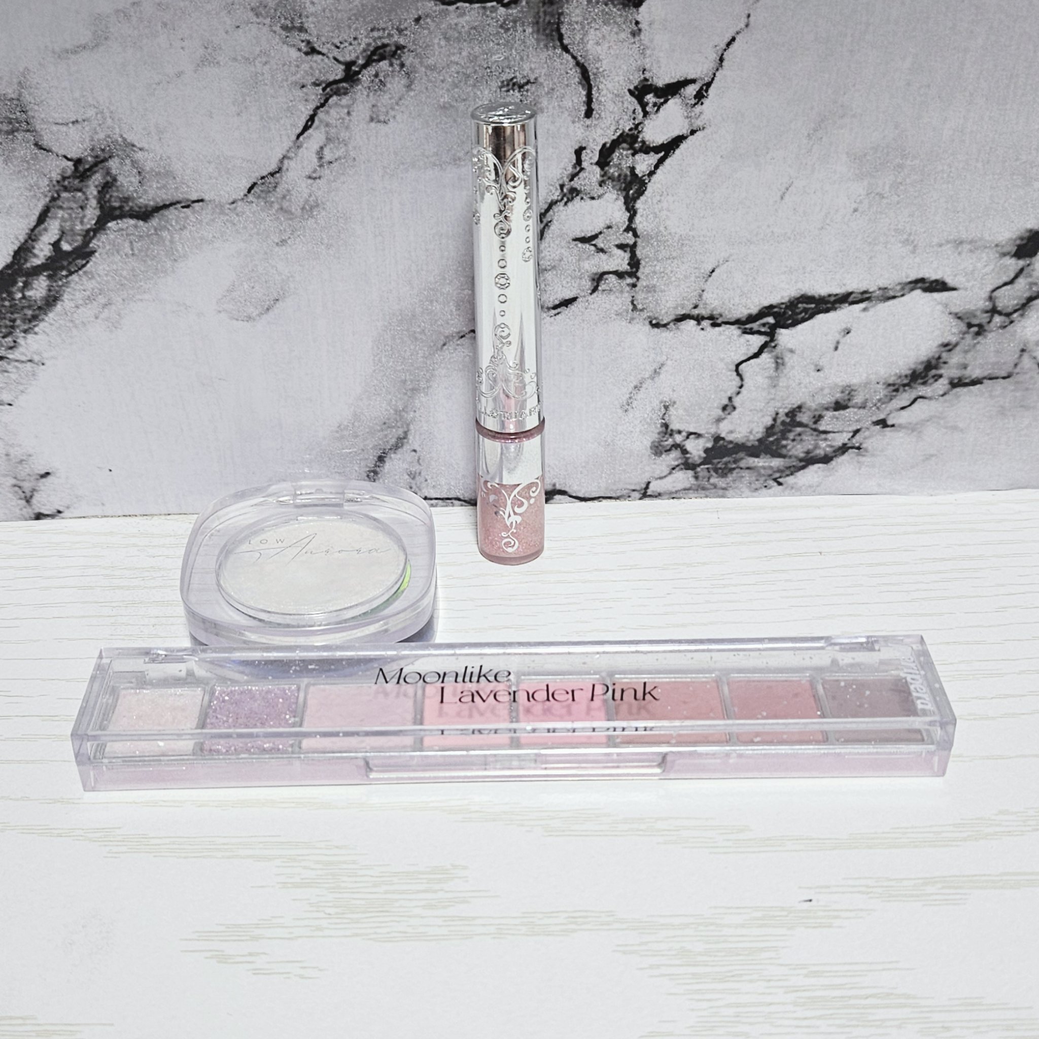 オーロラハイライト/FOCALLURE/パウダーハイライトを使ったクチコミ（1枚目）