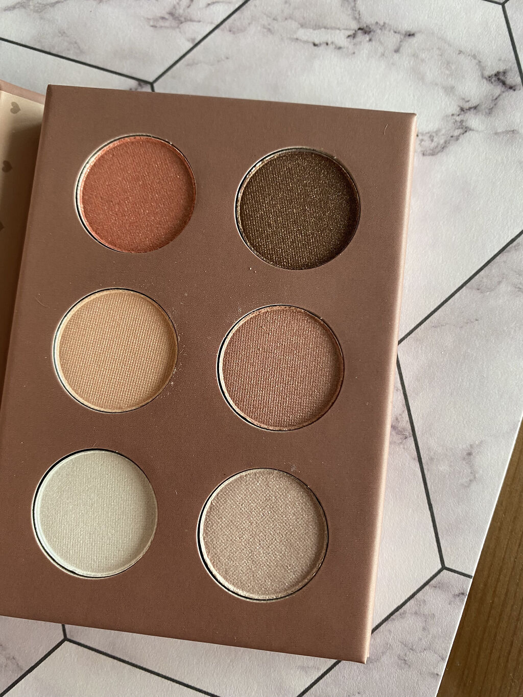 サンキューマートオリジナルディズニーアイシャドウパレット/サンキューマート/アイシャドウパレットを使ったクチコミ（2枚目）