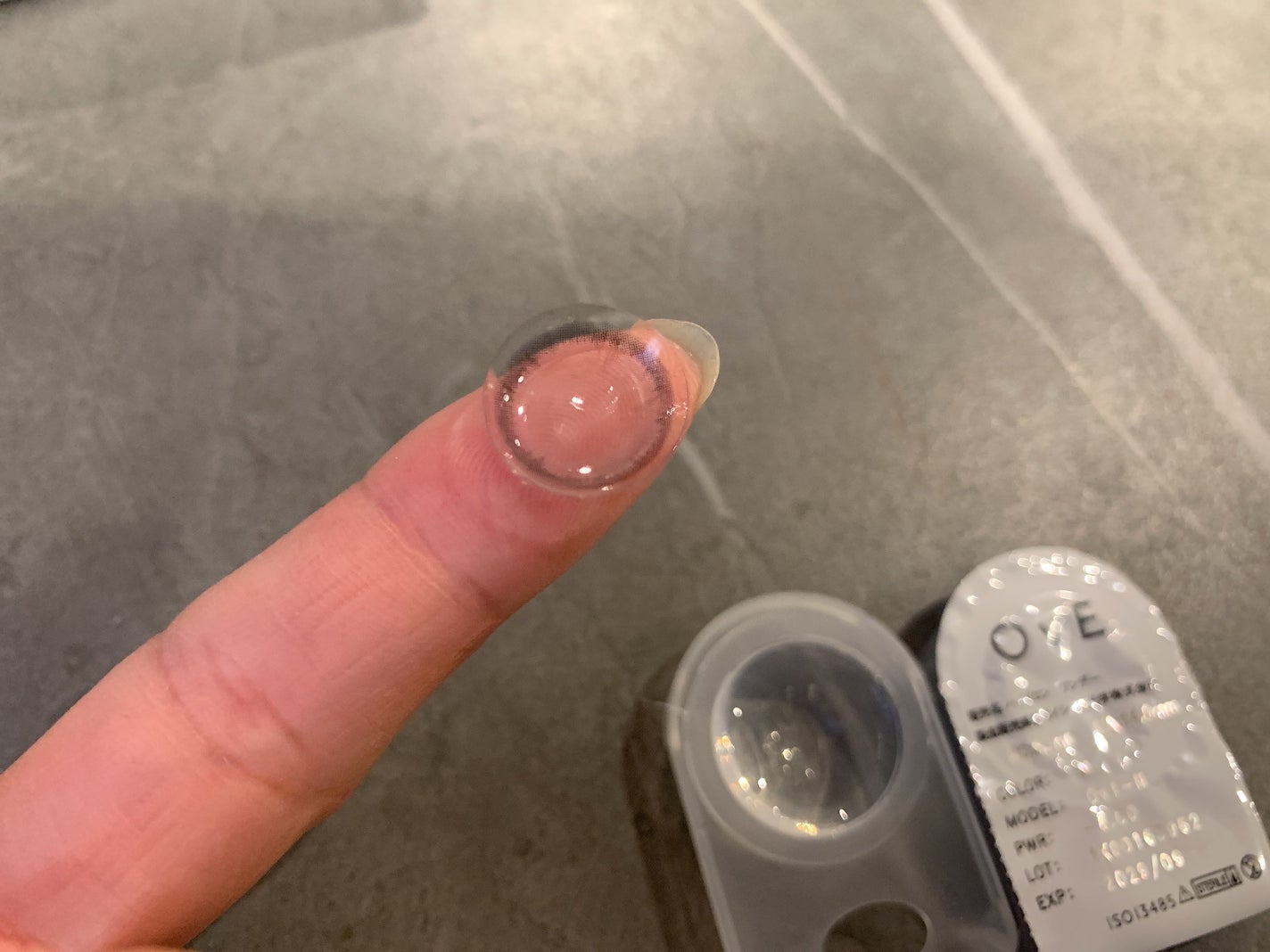 OvE(オヴィ) 1day/OvE/ワンデー(1DAY)カラコンを使ったクチコミ(4枚目)