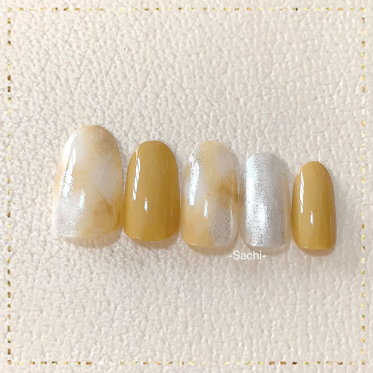 カラフルネイルズ/キャンメイク/マニキュアを使ったクチコミ(3枚目)