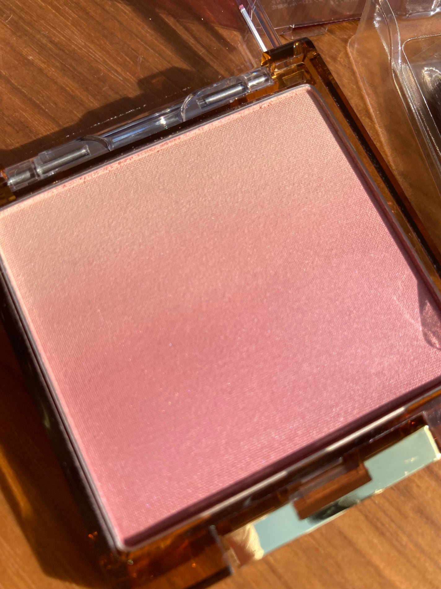 オーラティック ブラッシュ/excel/パウダーチークを使ったクチコミ(1枚目)