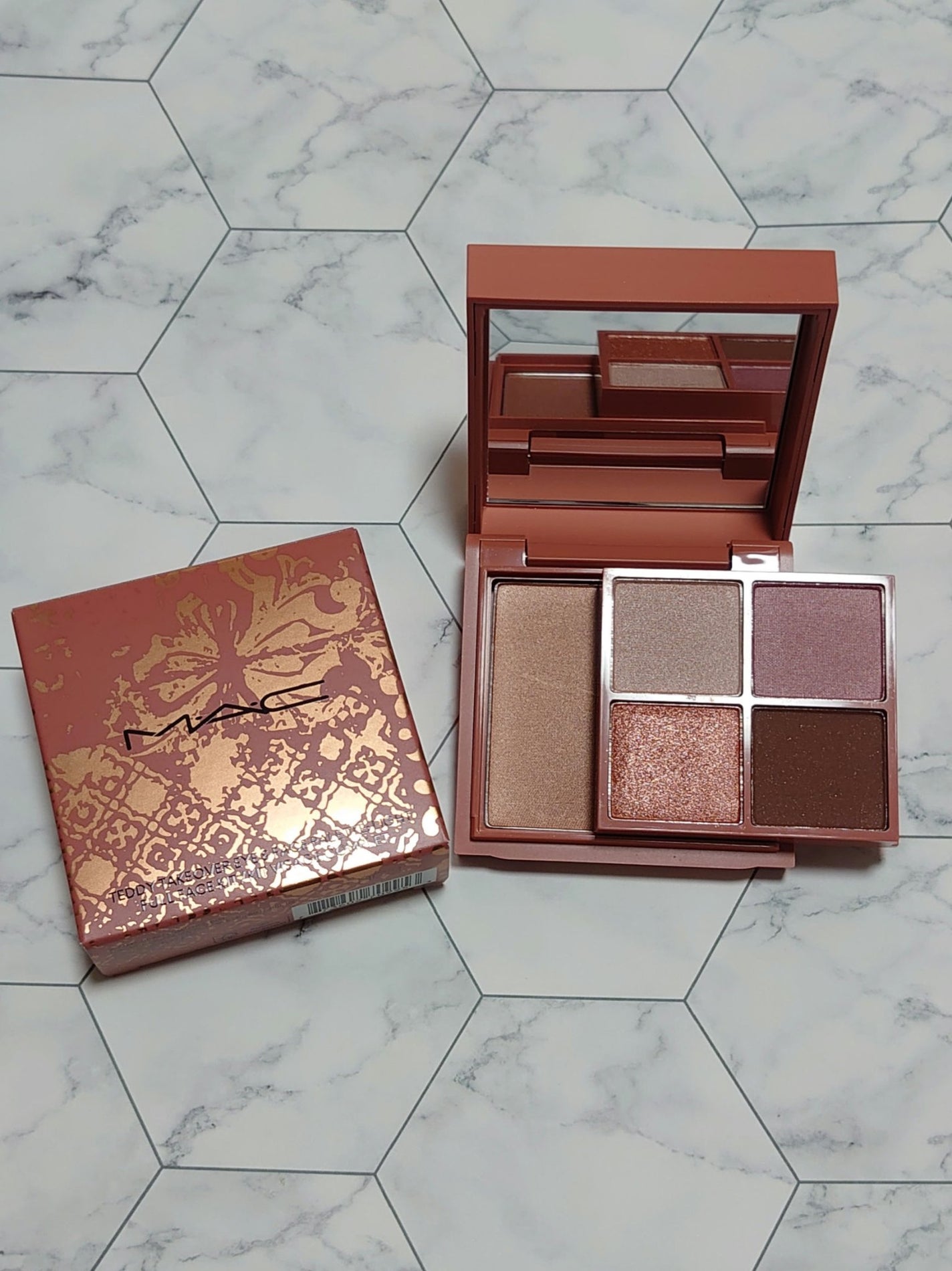 テディ テイクオーバー アイ & フェイスパレット/M・A・C/アイシャドウパレットを使ったクチコミ(1枚目)