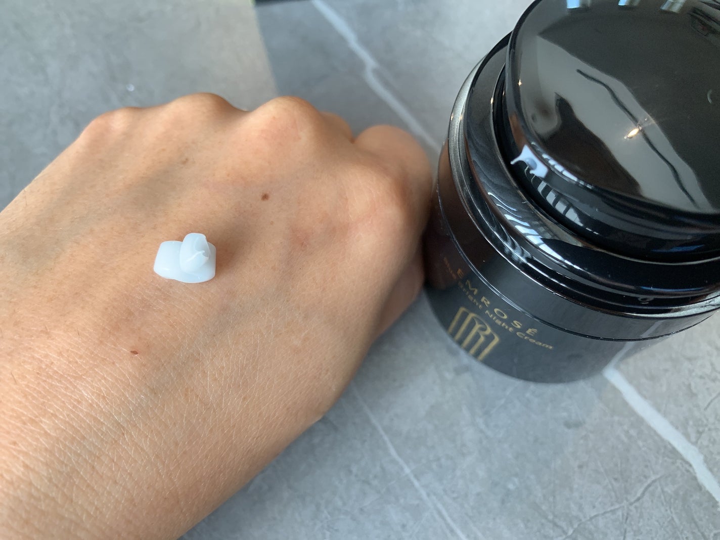 ブルーブライトナイトクリーム/EMROSÉ/フェイスクリームを使ったクチコミ(3枚目)