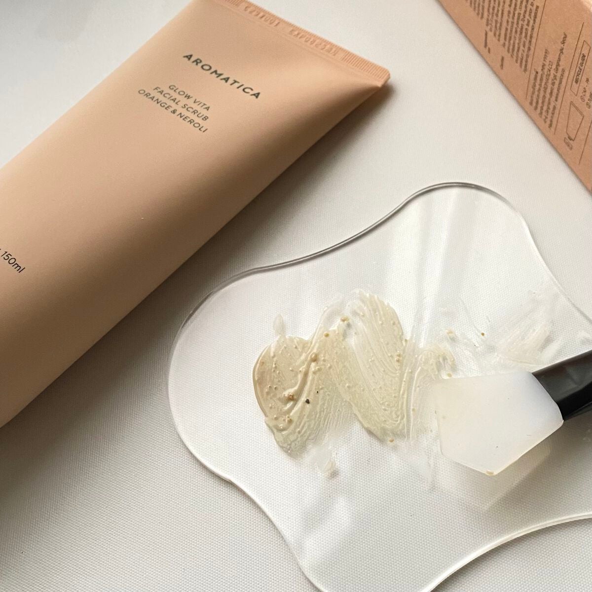 グロービタ フェイシャルスクラブ オレンジ&ネロリ/AROMATICA/スクラブ・ゴマージュを使ったクチコミ(4枚目)