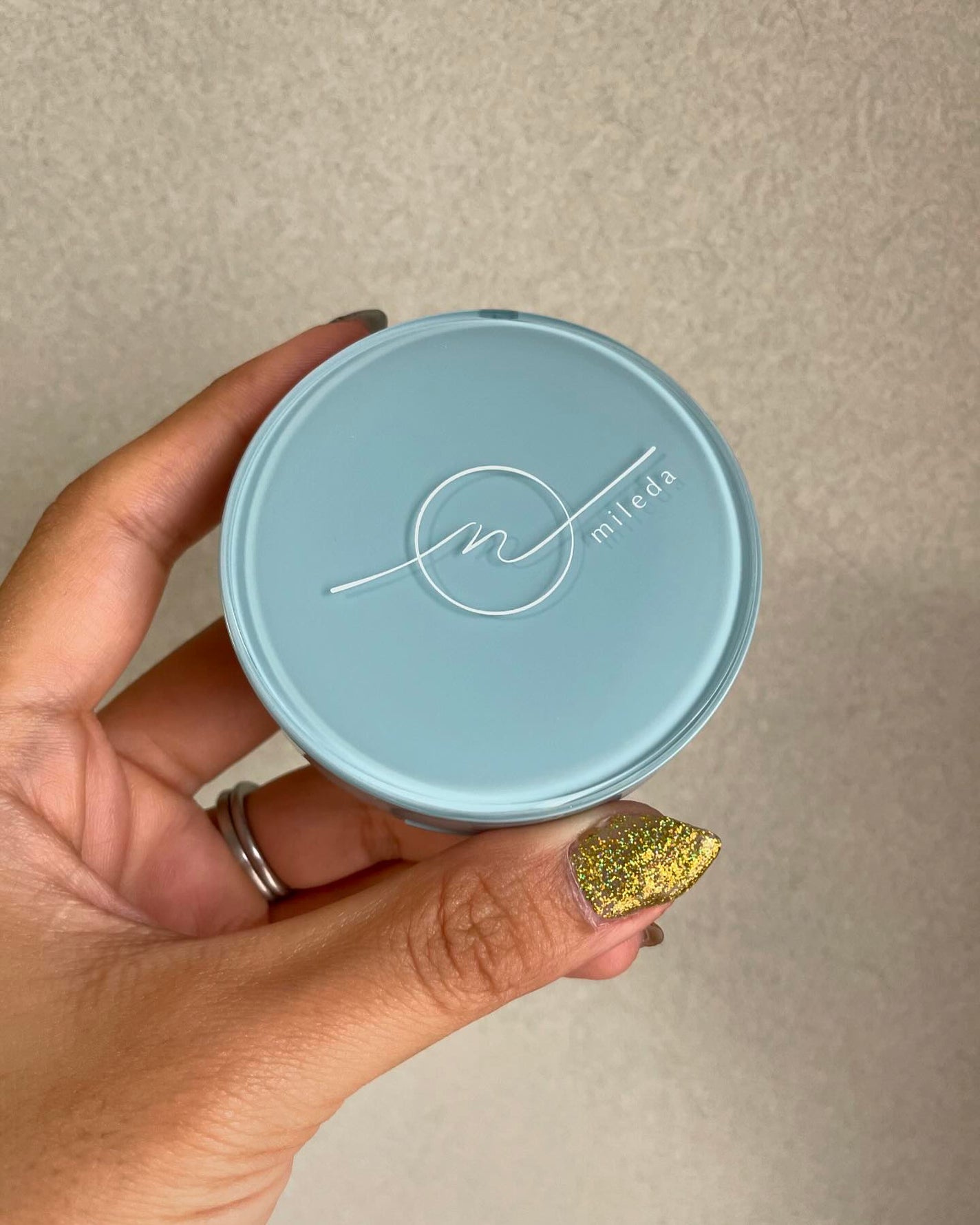 スムースフィットファンデーション/mileda/パウダーファンデーションを使ったクチコミ(4枚目)