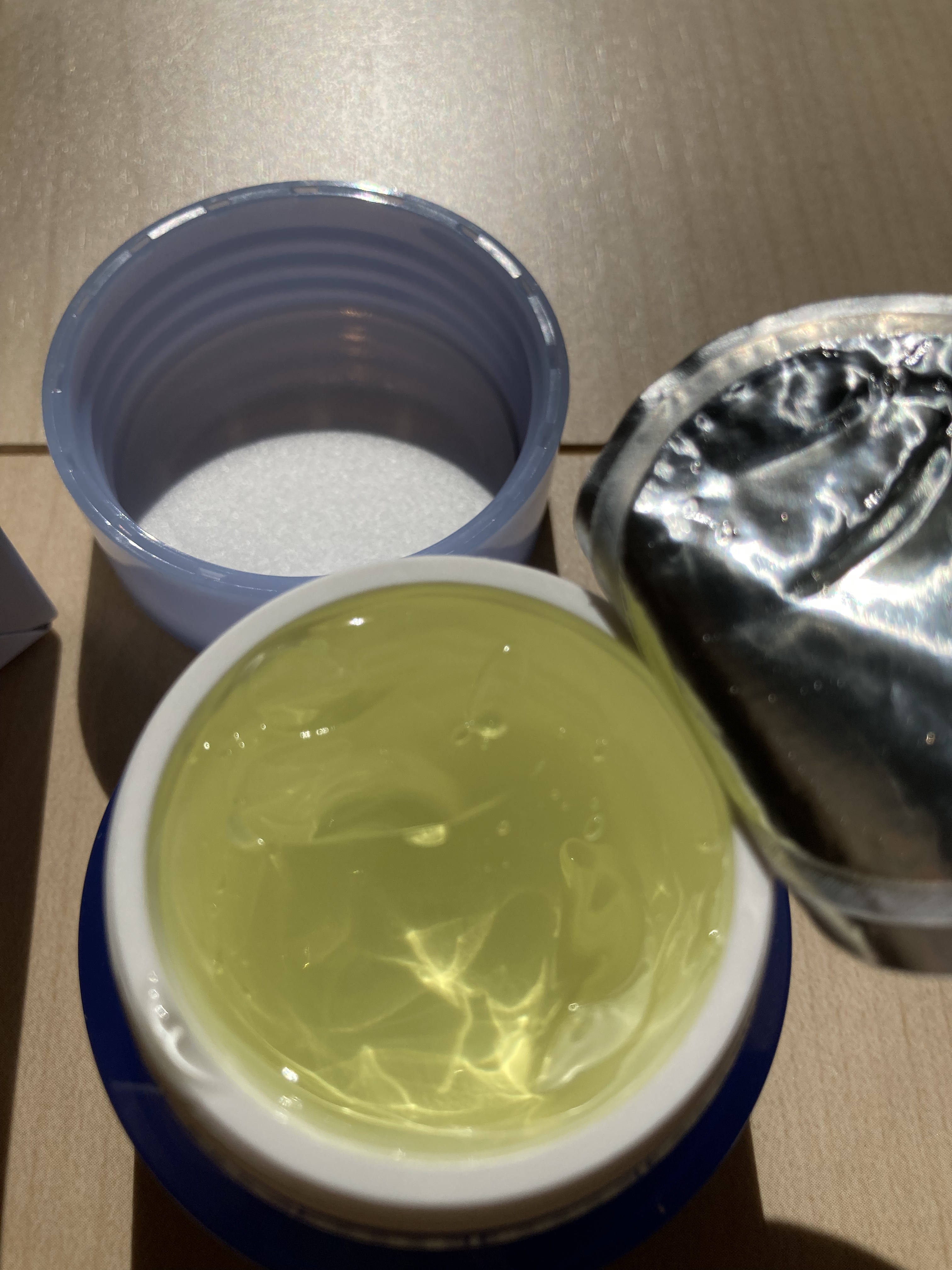 オーバーナイト ブライトニングジェル 30g/オルビス/フェイスクリームを使ったクチコミ（2枚目）