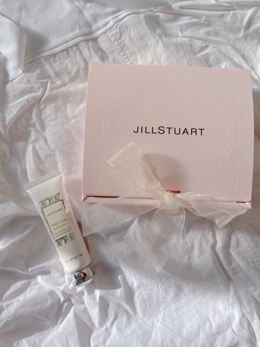 ハンドクリーム ブルーミングペアー 30g/JILL STUART/ハンドクリームを使ったクチコミ（1枚目）